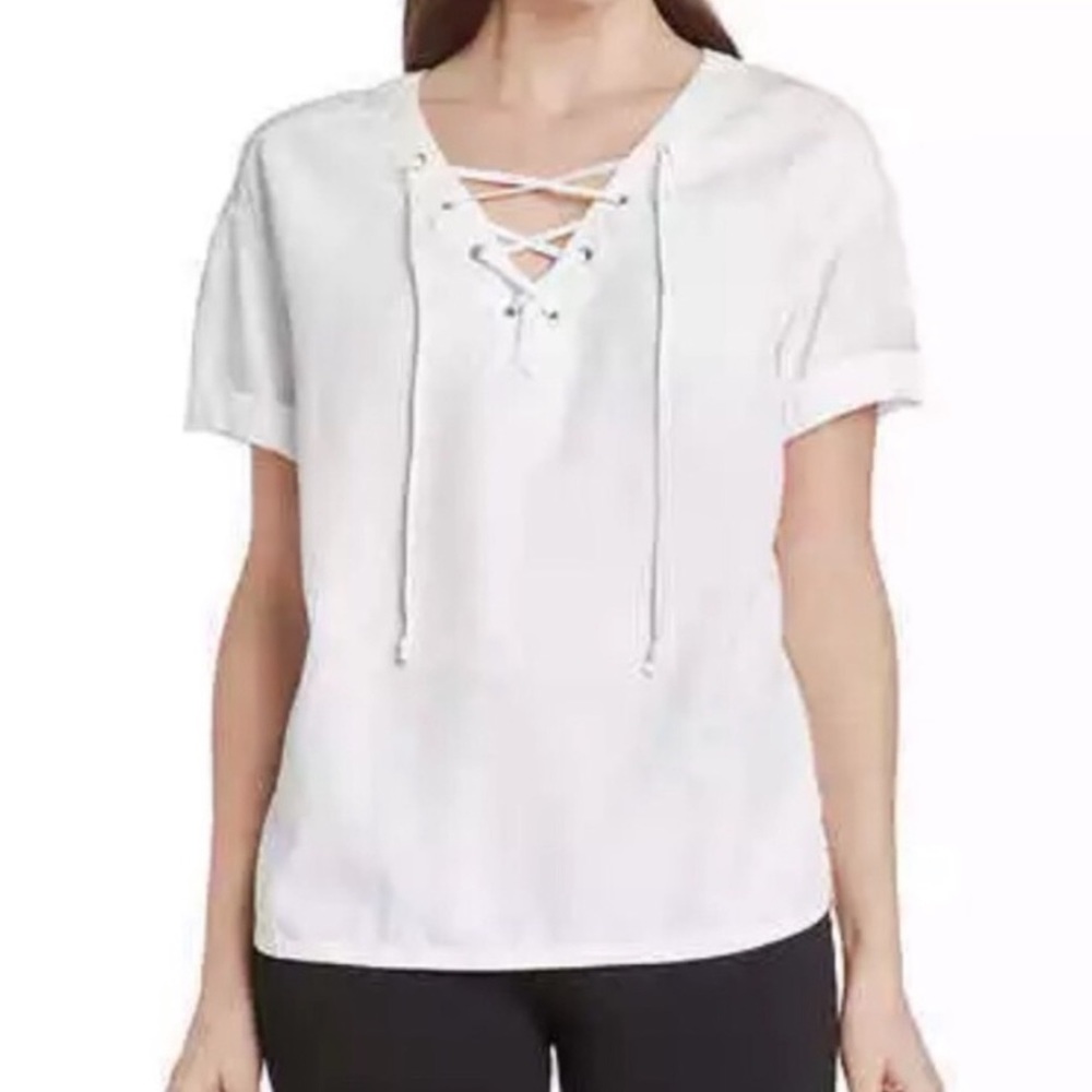 NWT Matty M White Short Sleeve Lace Up Top A310